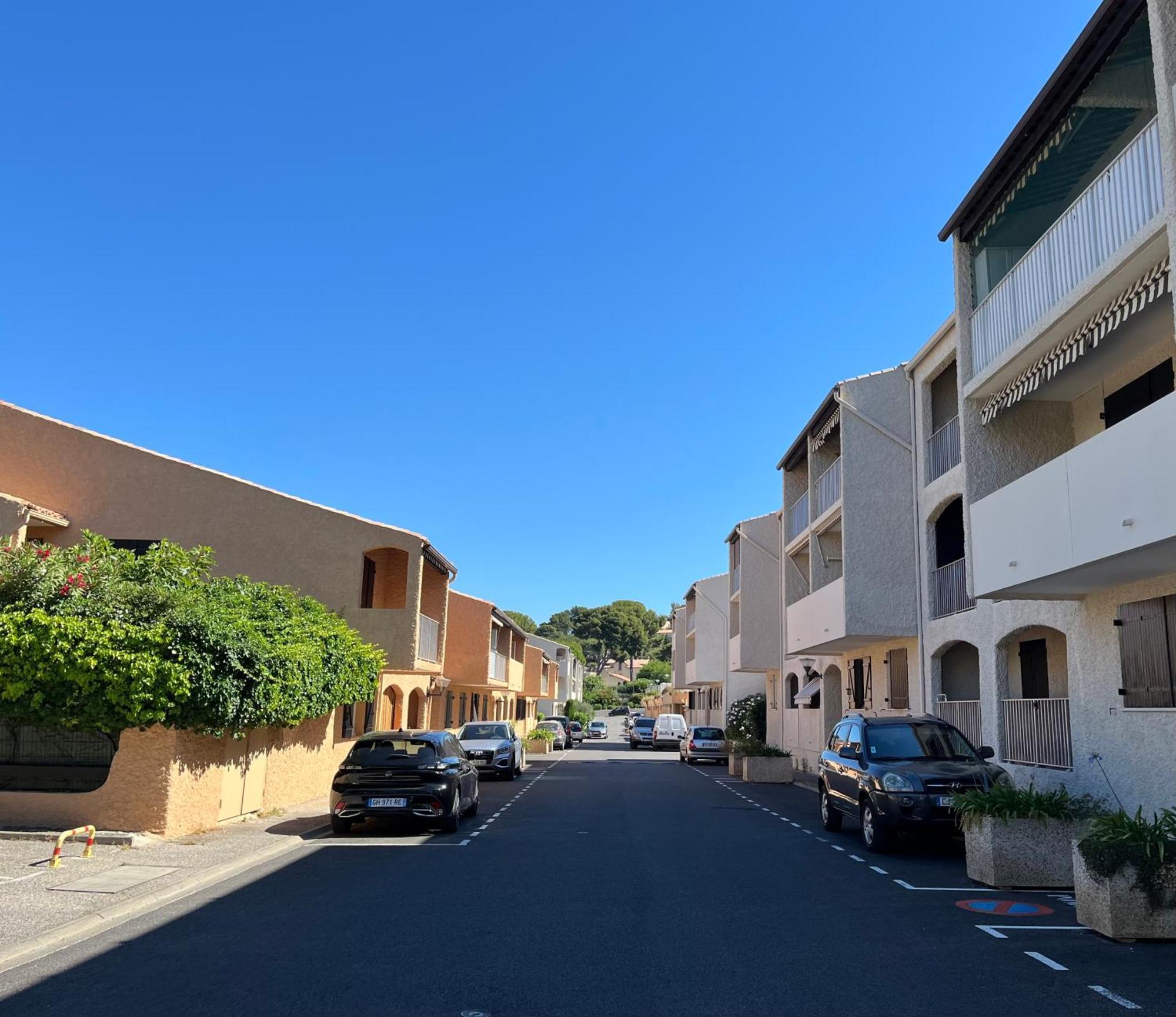 Studio Cosy En Bord De Mer Saint-Cyr-sur-Mer Exterior foto